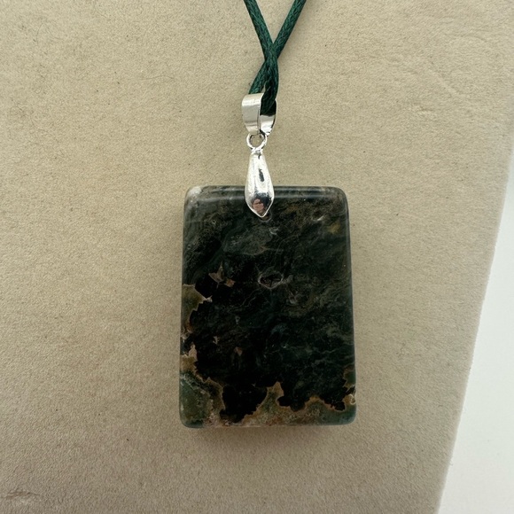 Moss Agate Pendant Necklace - Picture 7 of 11
